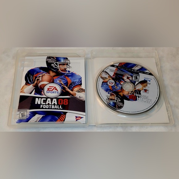 NCAA Football 08 PlayStation 3 - CIB - Picture 2 of 5